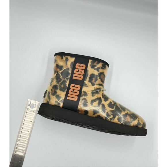 UGG Classic Clear Mini Panther Boot Bootie Waterproof Animal Print Size US 6 EUC - Picture 11 of 12